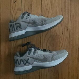 Nike air maxs